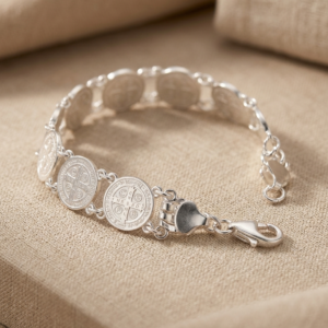 Brazalete "San Benito" de Medallones Enlazados